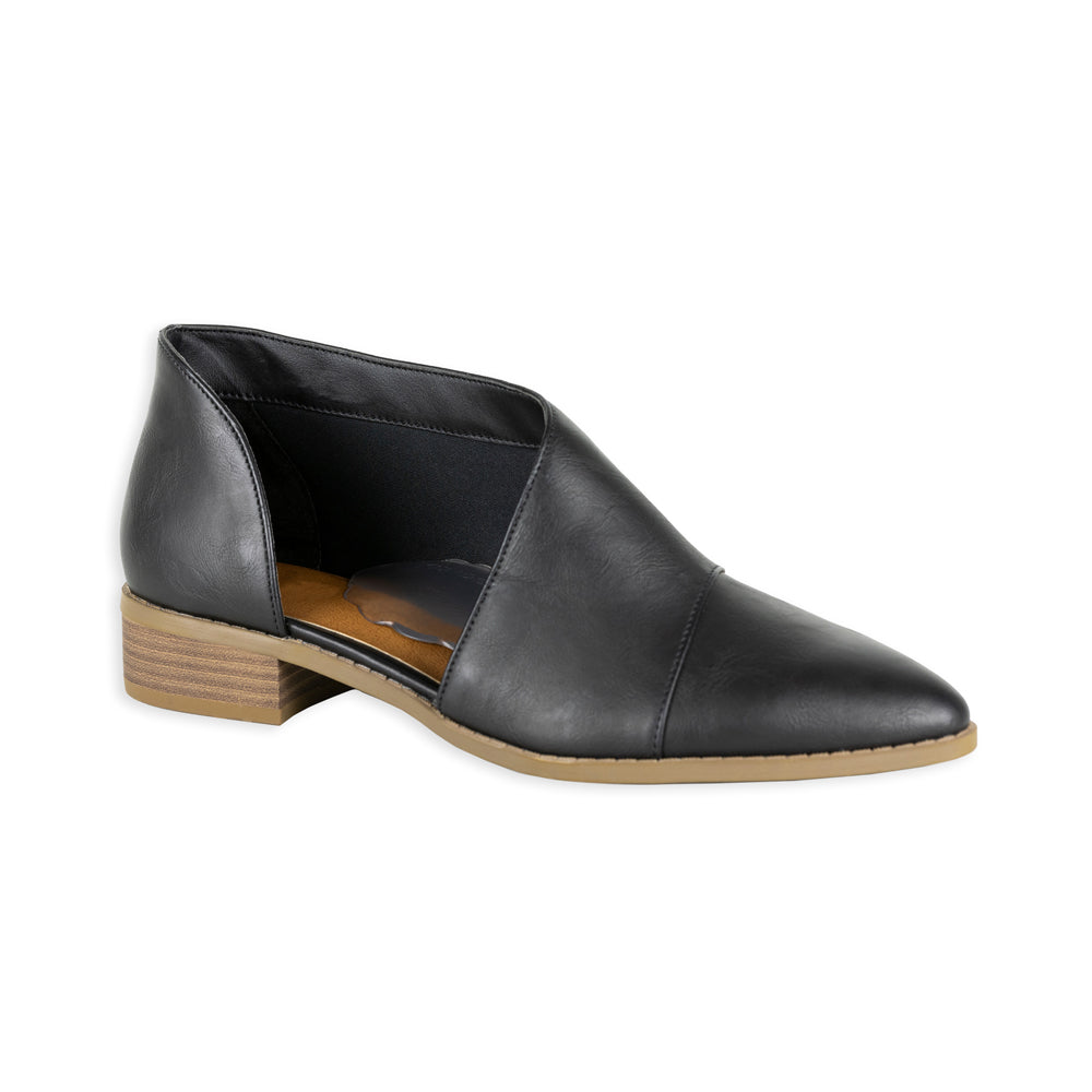 gel arch support cushion in black wedge heel shoe